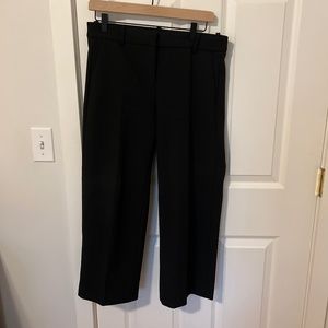 Black cropped pants